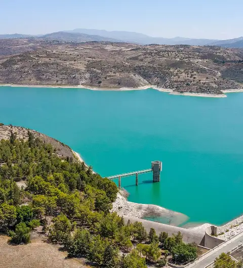 Asprokremmos Dam - Nature Outdoors in Paphos District, Cyprus
